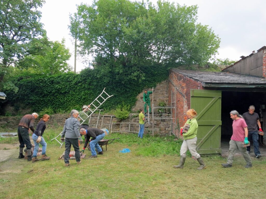 Demolition of Triangle lean-tos in August 2014